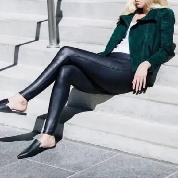 SPANX Faux Leather Leggings - Picture 3 of 7